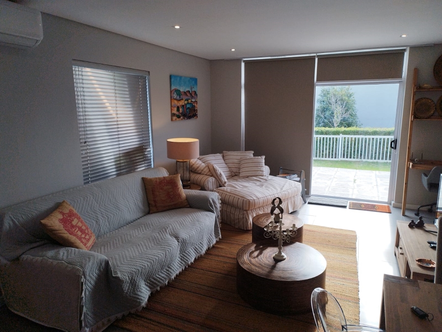 To Let 3 Bedroom Property for Rent in Somerset Lakes Western Cape